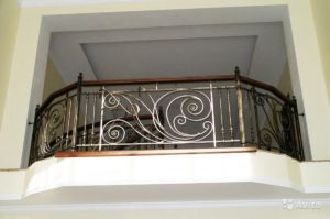 Кованая балконная решетка