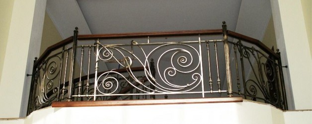 Кованая балконная решетка-1